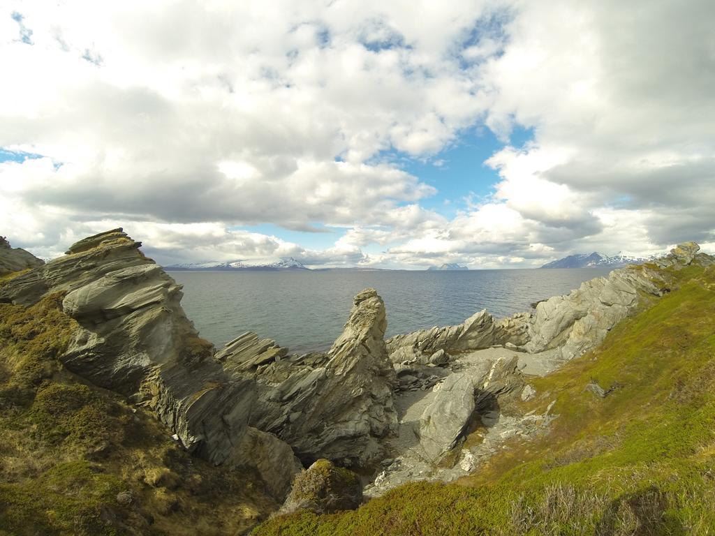 Feriehus Lyngen Fjordcamp *